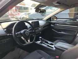 نيسان ألتيما